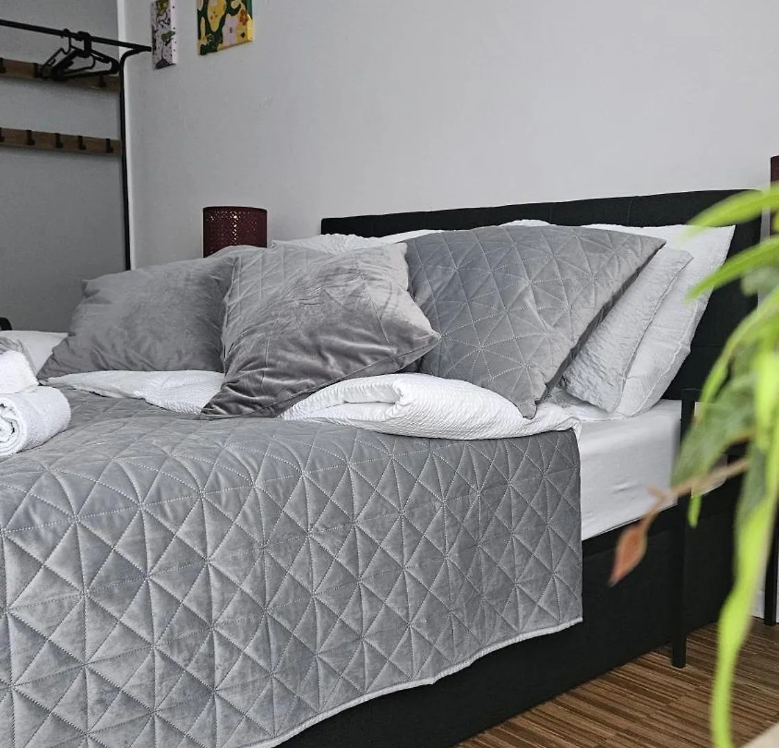 80 M2 Moderne Und Zentrale Wohnung In Hannover Mit Eigenem Parkplatz